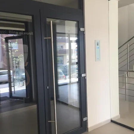 Апартаменти Apartament Brasov *